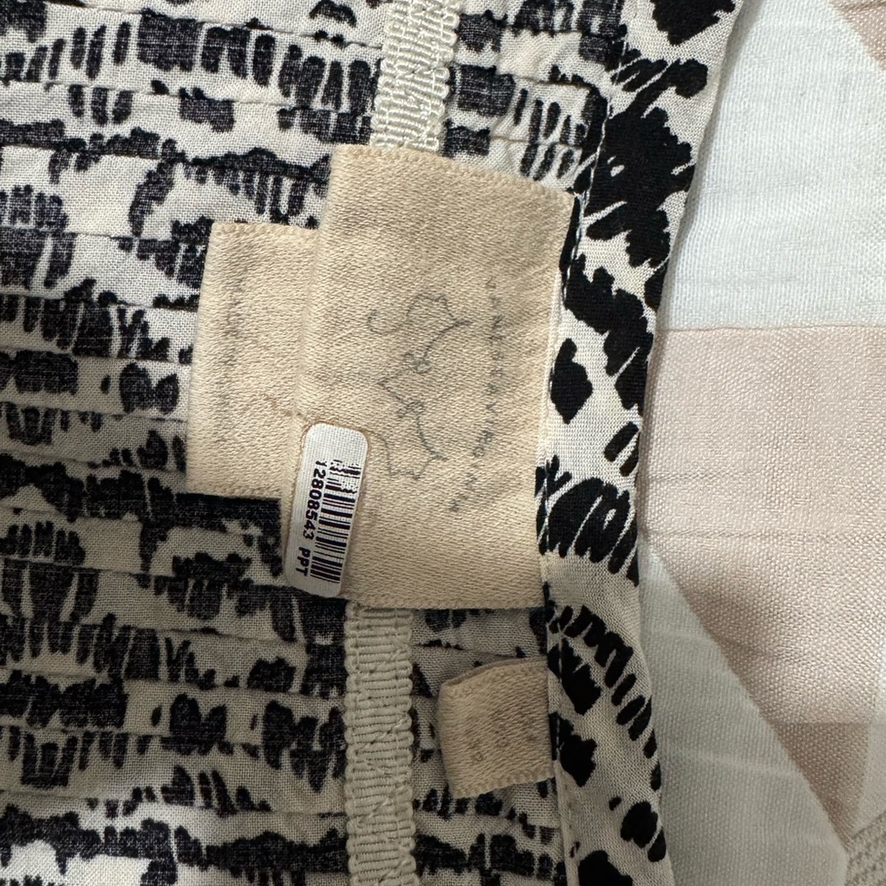 Anthropologie Vanessa Virginia pattern top size 0 - Picture 6 of 10